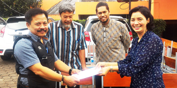 Bangku untuk Sekolah Kristen Hidup Baru