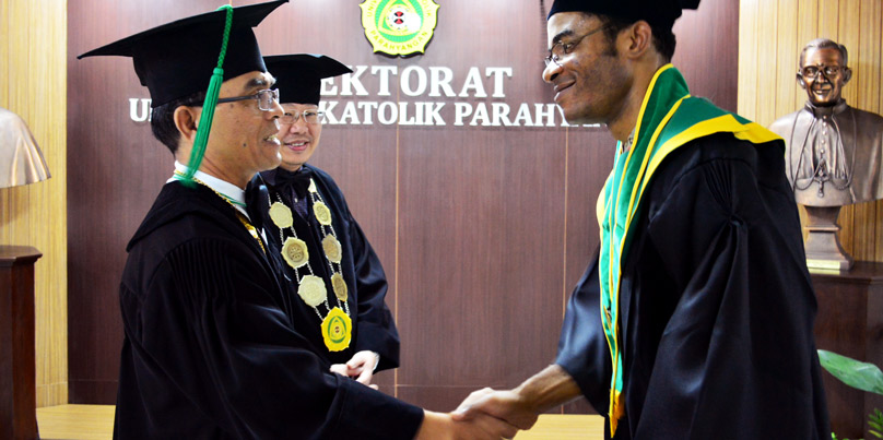 Nsikan Emmanuel Ekwere dan Ceritanya Menempuh Pendidikan di Indonesia dengan Beasiswa KNB