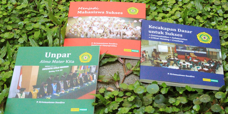 Buku Pegangan Mahasiswa Baru