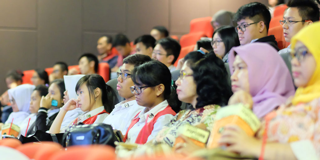 The Familiarization Session of PMDK, Unpar Chose a Different Way
