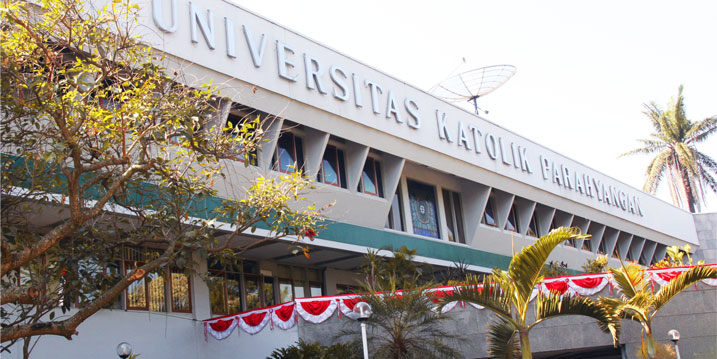 Perguruan tinggi terbaik