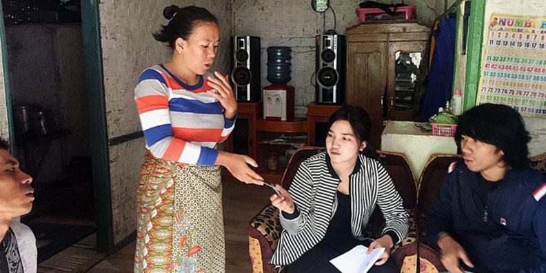 Administrator Muda Belajar di Desa