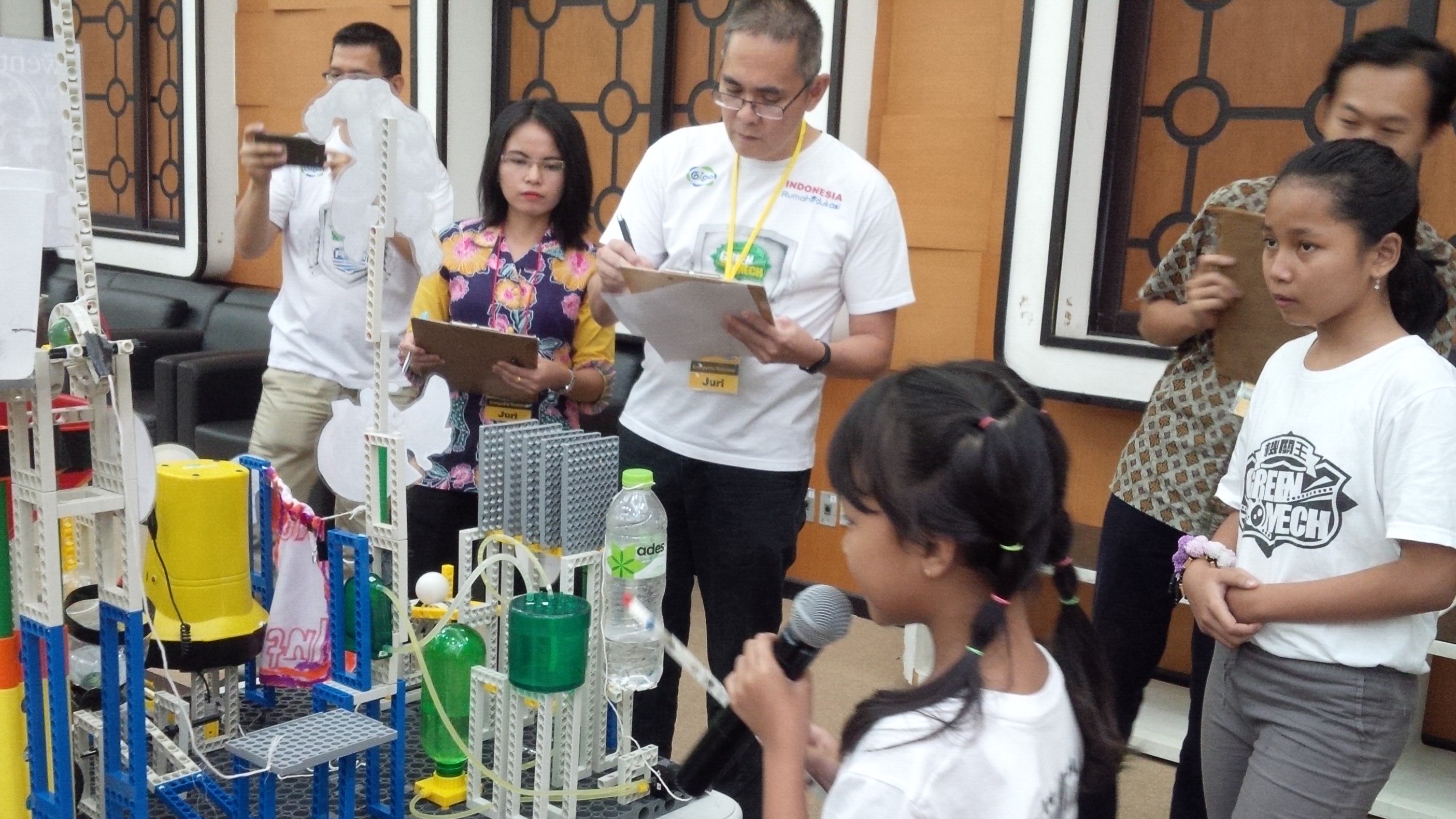 Tumbuhkan Minat Pada Sains