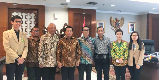 Moeldoko Suggests Students Distribute “Current” Value of Pancasila