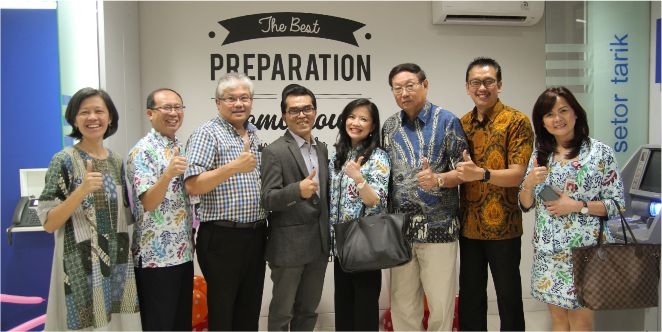 Kerja Sama Unpar dan BCA Hadirkan BCA Express