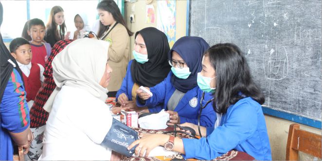 Pengabdian Masyarakat HMPSEP: “Keluarga Sehat, Investasi Masyarakat”