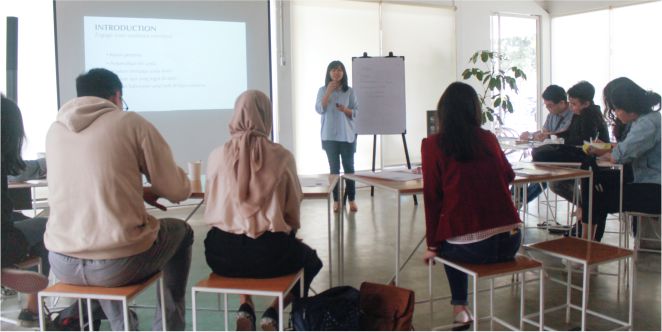 Workshop Public Speaking Administrasi Bisnis Unpar