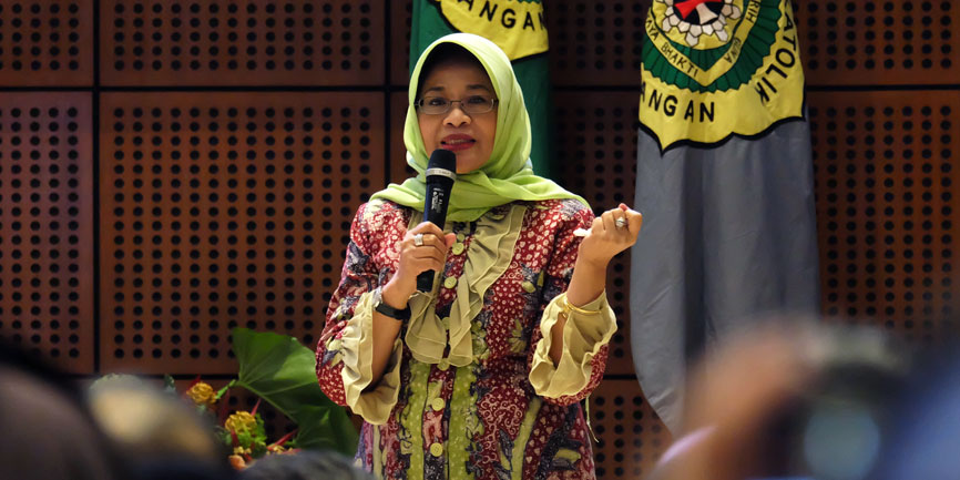 Peradaban yang Retak: Dilema Manusia Indonesia Masa Kini