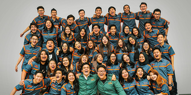 Unpar Radio Station – We Work We Play We Are Family