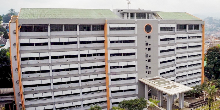 Fakultas Ekonomi Membangun Negeri