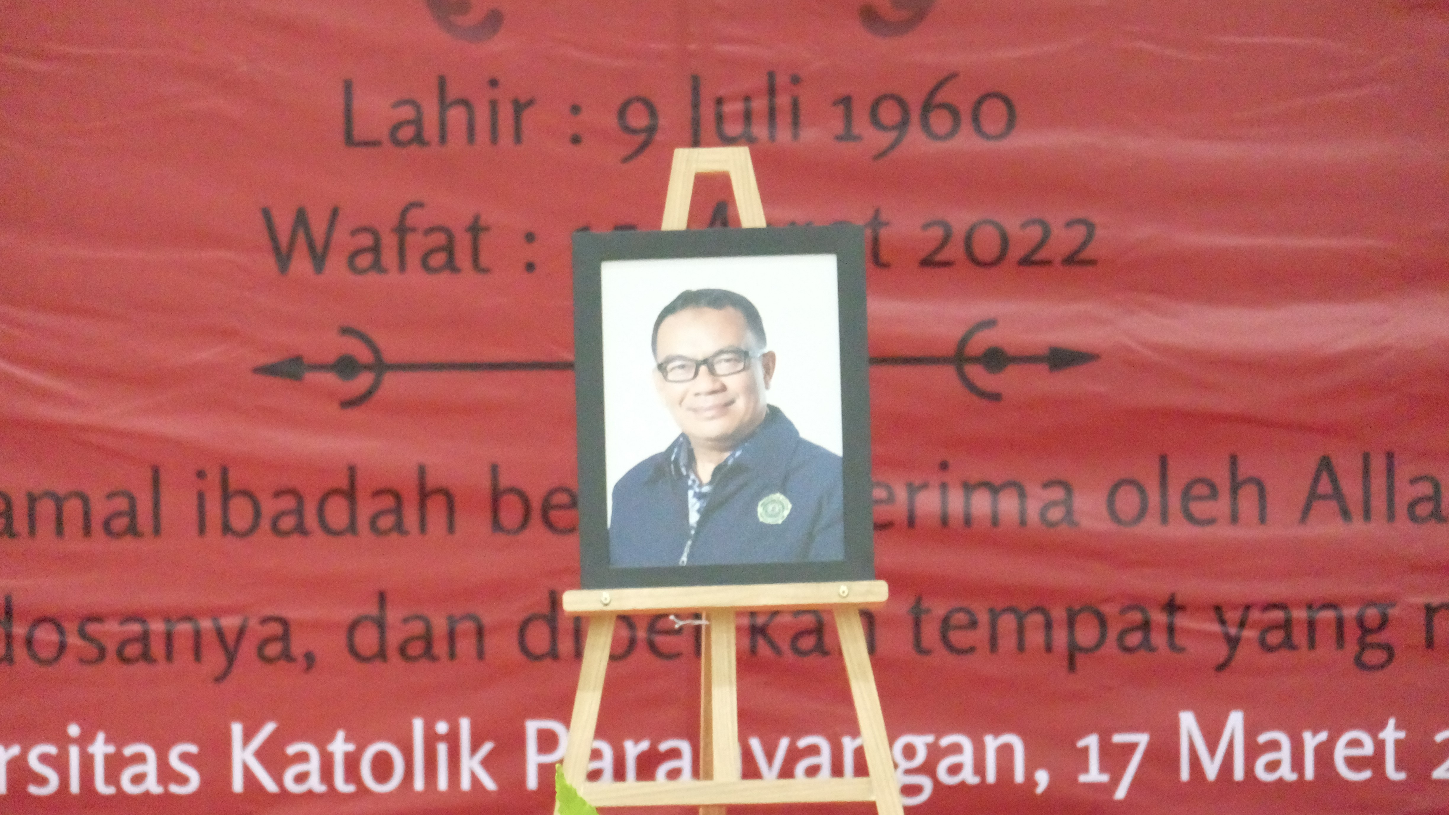 Profesor Asep Warlan Yusuf dalam Bingkai Kenangan UNPAR