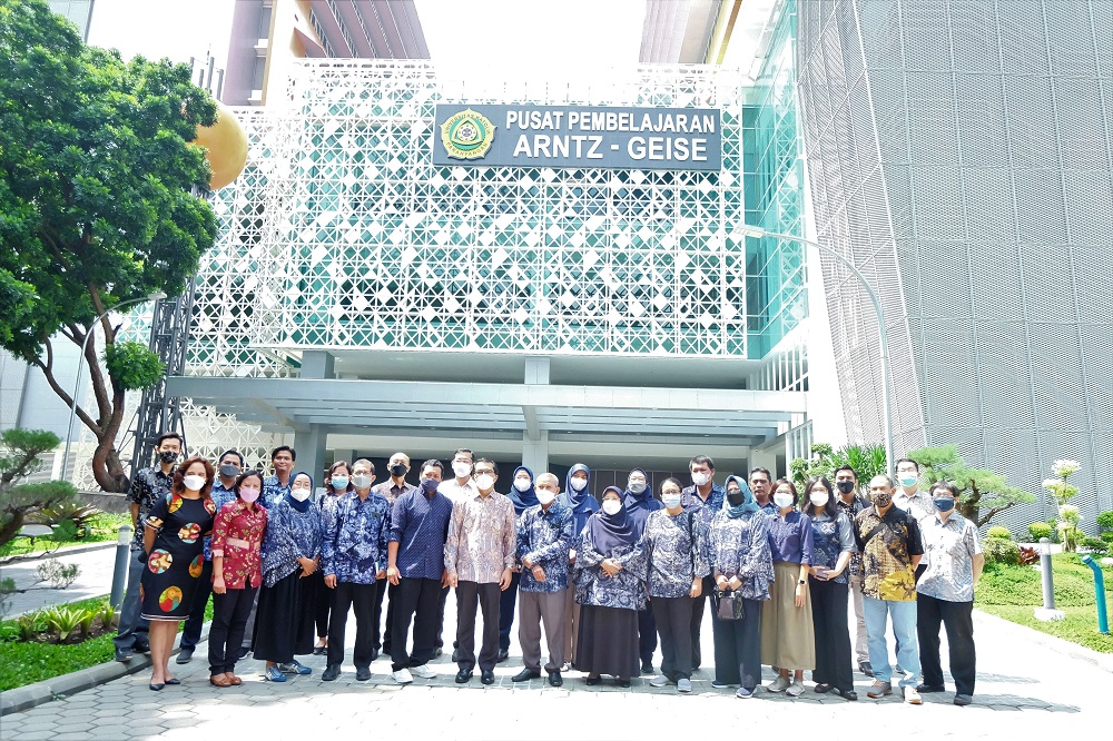 Foto 9-Studi Banding Ubhara ke UNPAR